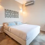 Sky & Sea View Retreat بيت للعطل