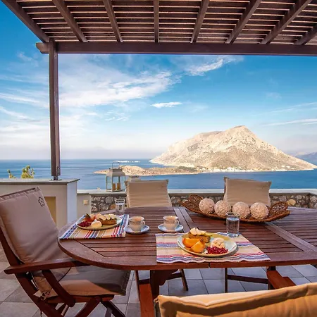 بيت للعطل Sky & Sea View Retreat Telendos