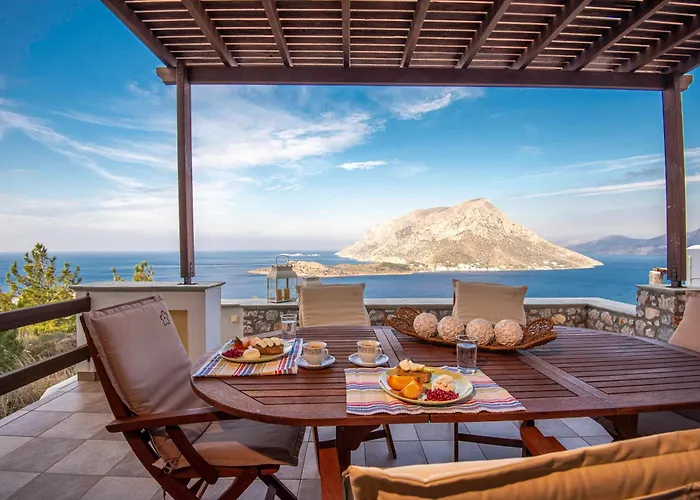بيت للعطل Sky & Sea View Retreat Telendos