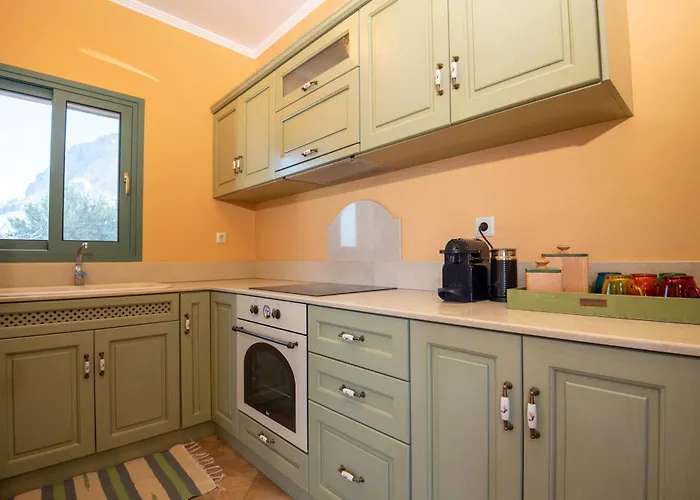 Sky & Sea View Retreat بيت للعطل Telendos