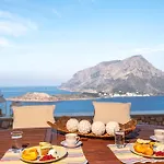 Sky & Sea View Retreat *