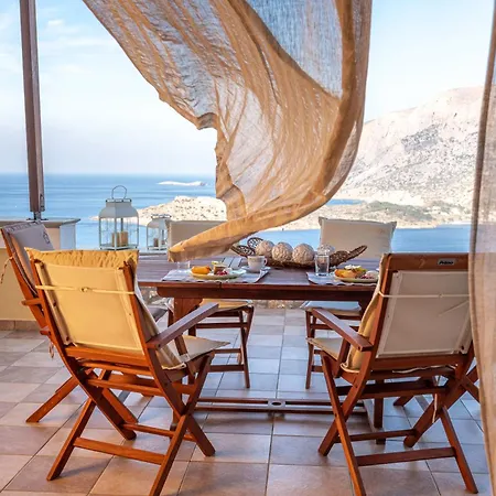 Sky & Sea View Retreat Nyaraló