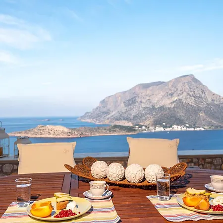 Sky & Sea View Retreat *